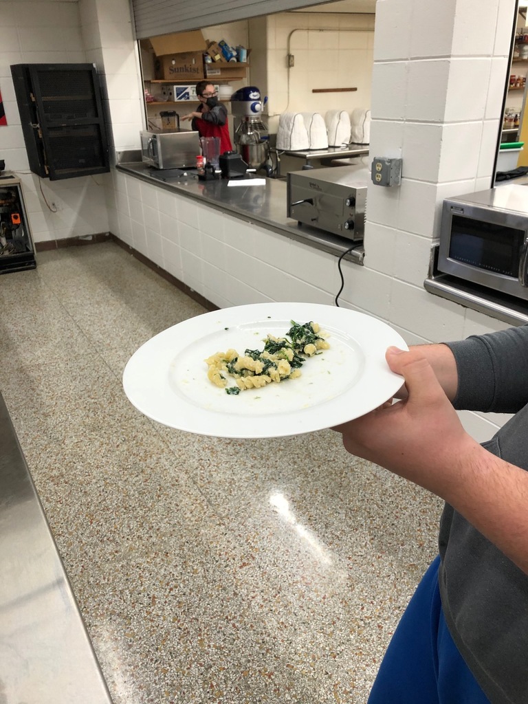 Do you know what it means to be a Lacto-Ovo-Vegetarian? How about a semi-vegetarian? Well, Mrs. Schmitt's Foods II students can tell you all about the different types of vegetarians and the health benefits to being a vegetarian. The students made a vegetarian main dish for their lab.