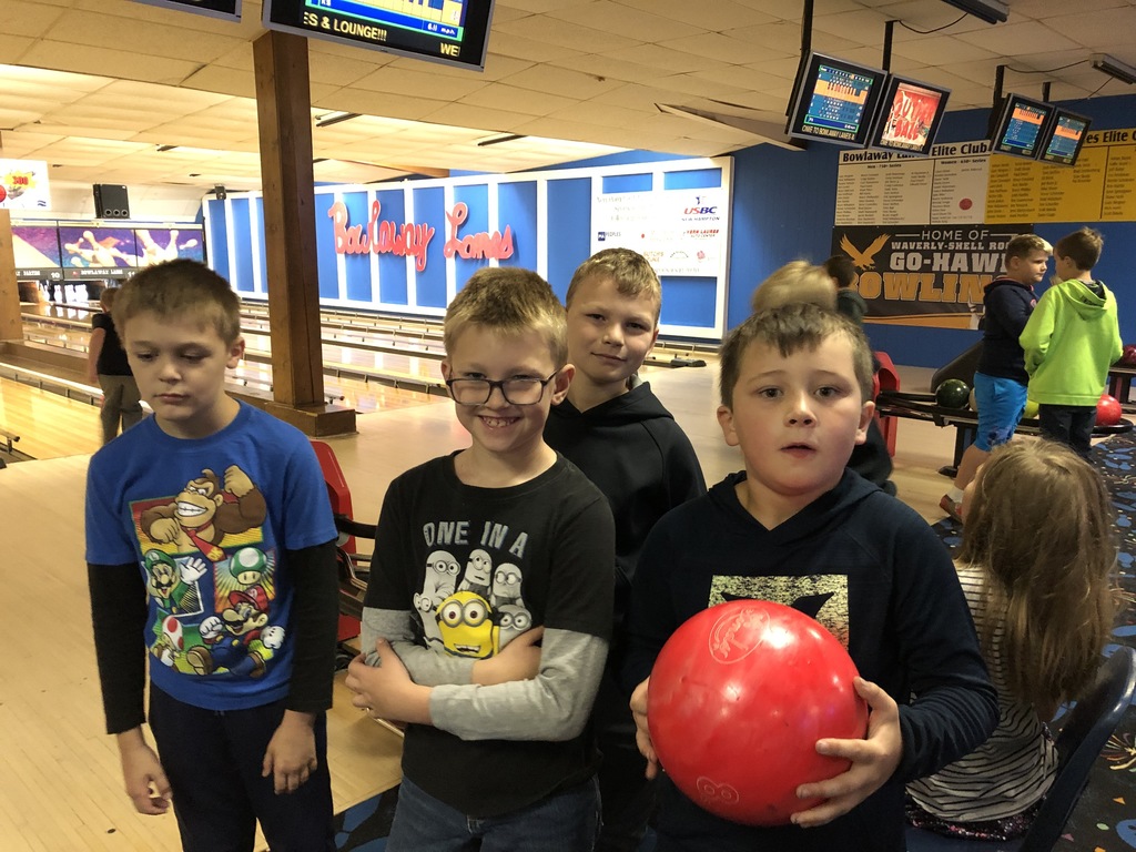 3rd Grade went bowling for their 1st Quarter Activity!