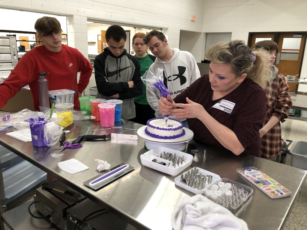 Baking & Food Production had a guest speaker, Deb Hackman, who is the cake decorator for Decorah Walmart. Deb was full of information, tips for cake decorating, and the requirements in her career.