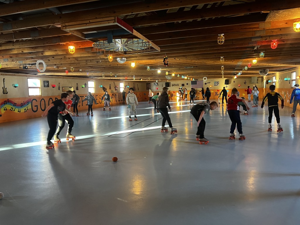 4th graders celebrated their 2nd quarter TRIBE celebration at Crystal Ball Roller Rink! Thank you Dixie for letting us skate today! 