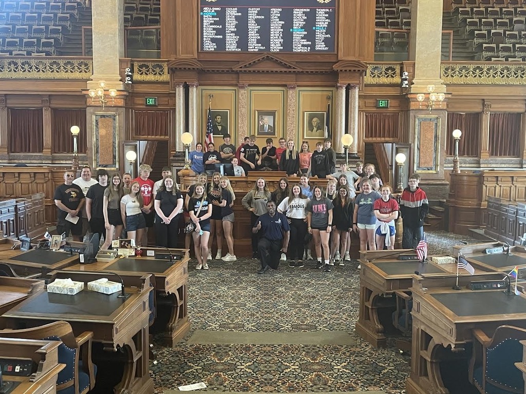 The 8th graders are enjoying a trip to Des Moines to experience different aspects of the Capital city. The state Capitol, pro