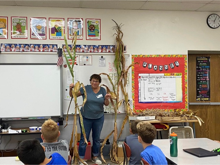 Our fourth grade Ag Partner, Joanne Tupper, talked to us about her family’s crop farming (planting and harvesting). We sure learned a lot.